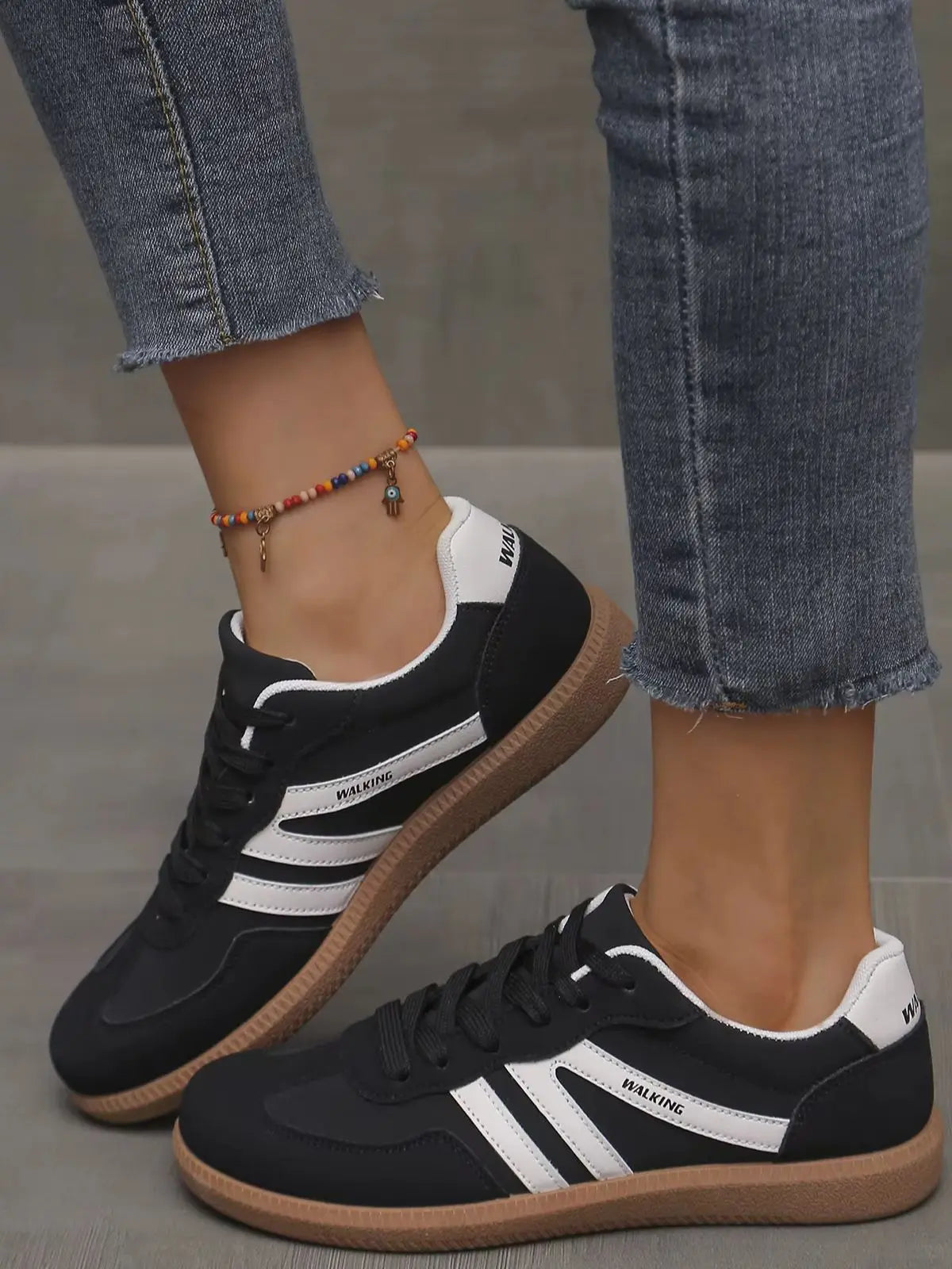 Women's Footwear with Closed Design, Ideal for Casual Outings & Everyday Wear Lace-Up Casual Shoes - Lightweight Breathable