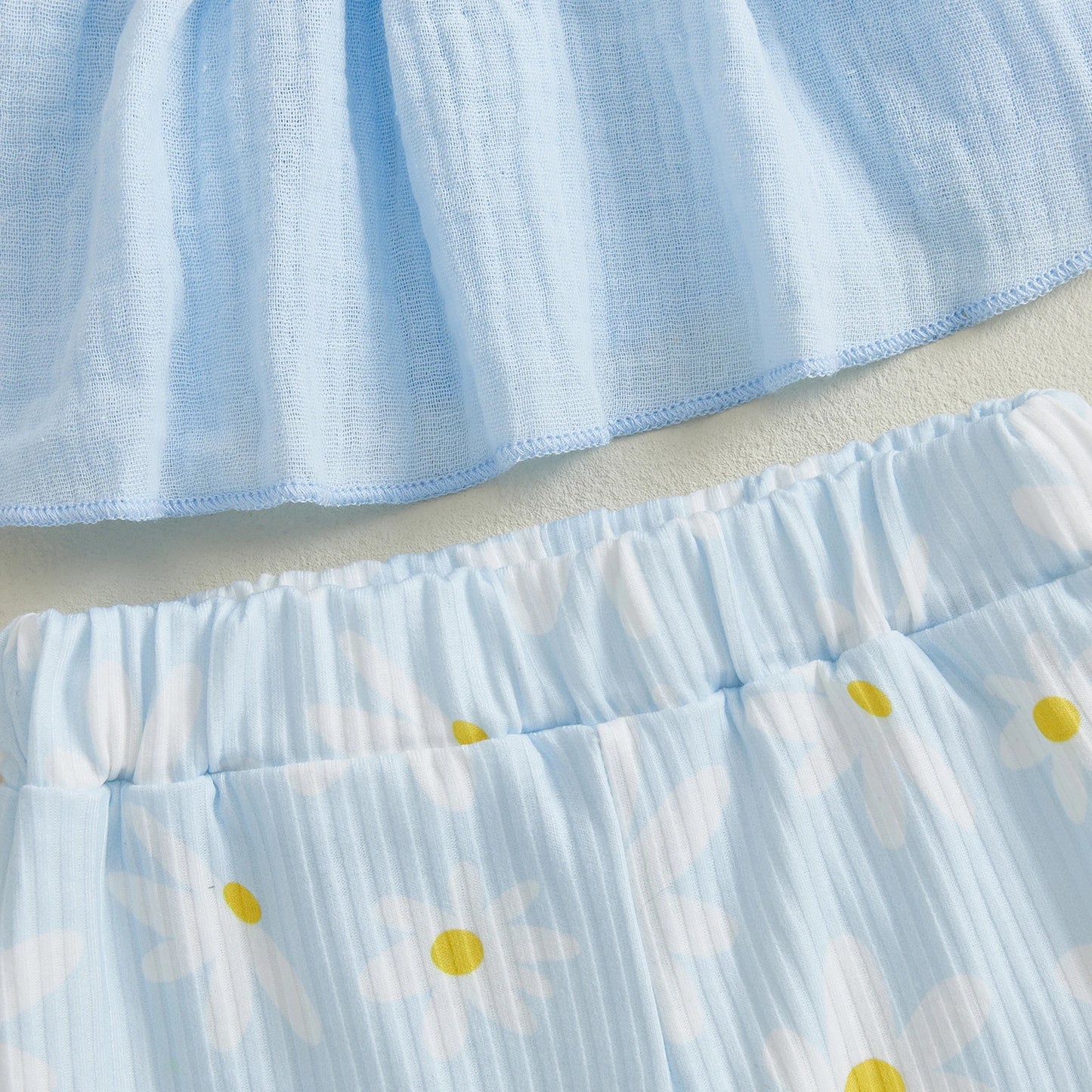 Kids Girls 2 Piece Outfits Tie up Strap Smocked Camisole and Elastic Daisy Print Flared Pants Summer Clothes