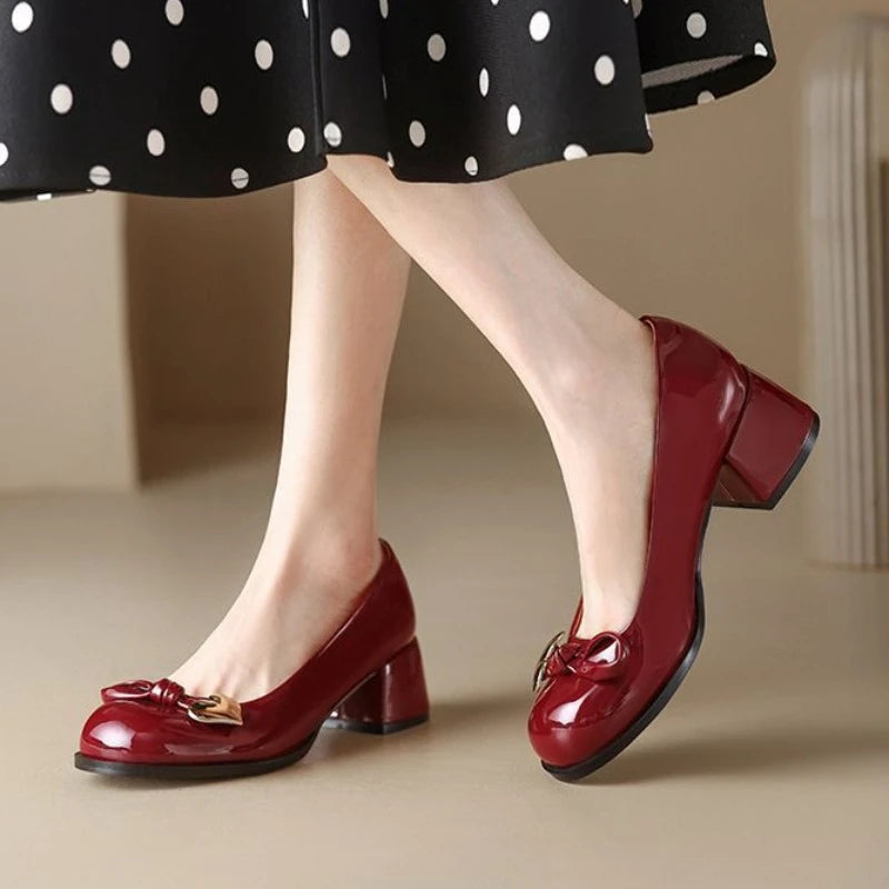 Shoes for Woman 2024 Women's Summer Footwear Round Toe Cute with Medium Heels Loafers Kawaii Trend on Sale Lastest Beau Today