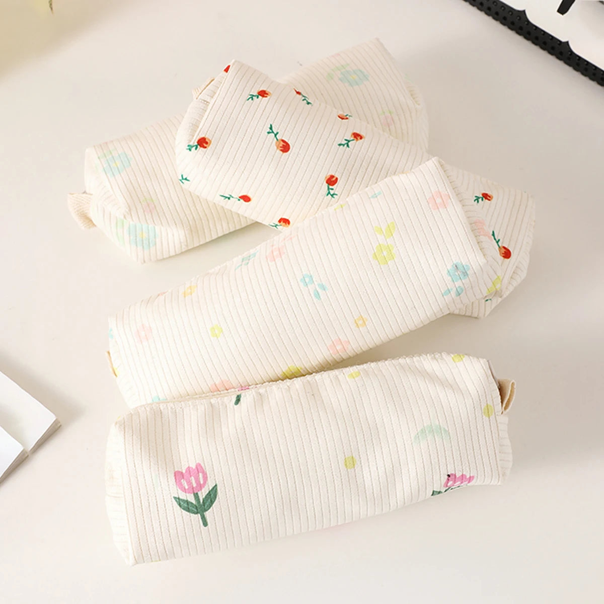 1 Pc Retro Floral Print Pencil Case, Office Desktop Finishing Storage Items Pencil Case, Small Fresh Stationery Storage Bag