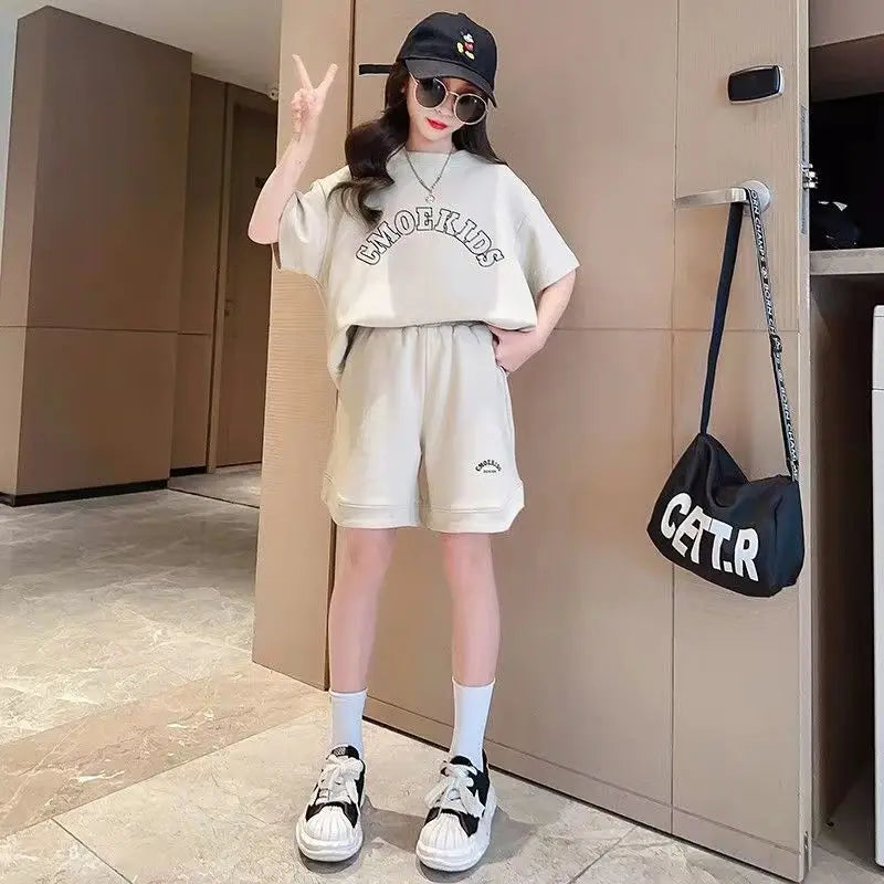 2025 Summer Girls Suit Child set Clothes Short-Sleeved loose letters t-shirt + half pants Teenager Tracksuits Kids 8 10 12 year
