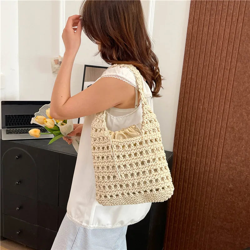 Women's Knitted Shoulder Bag Large Capacity Lightweight Braid Underarm Bags Summer Handmade Crochet Tote Bags Weaving Beach Bags