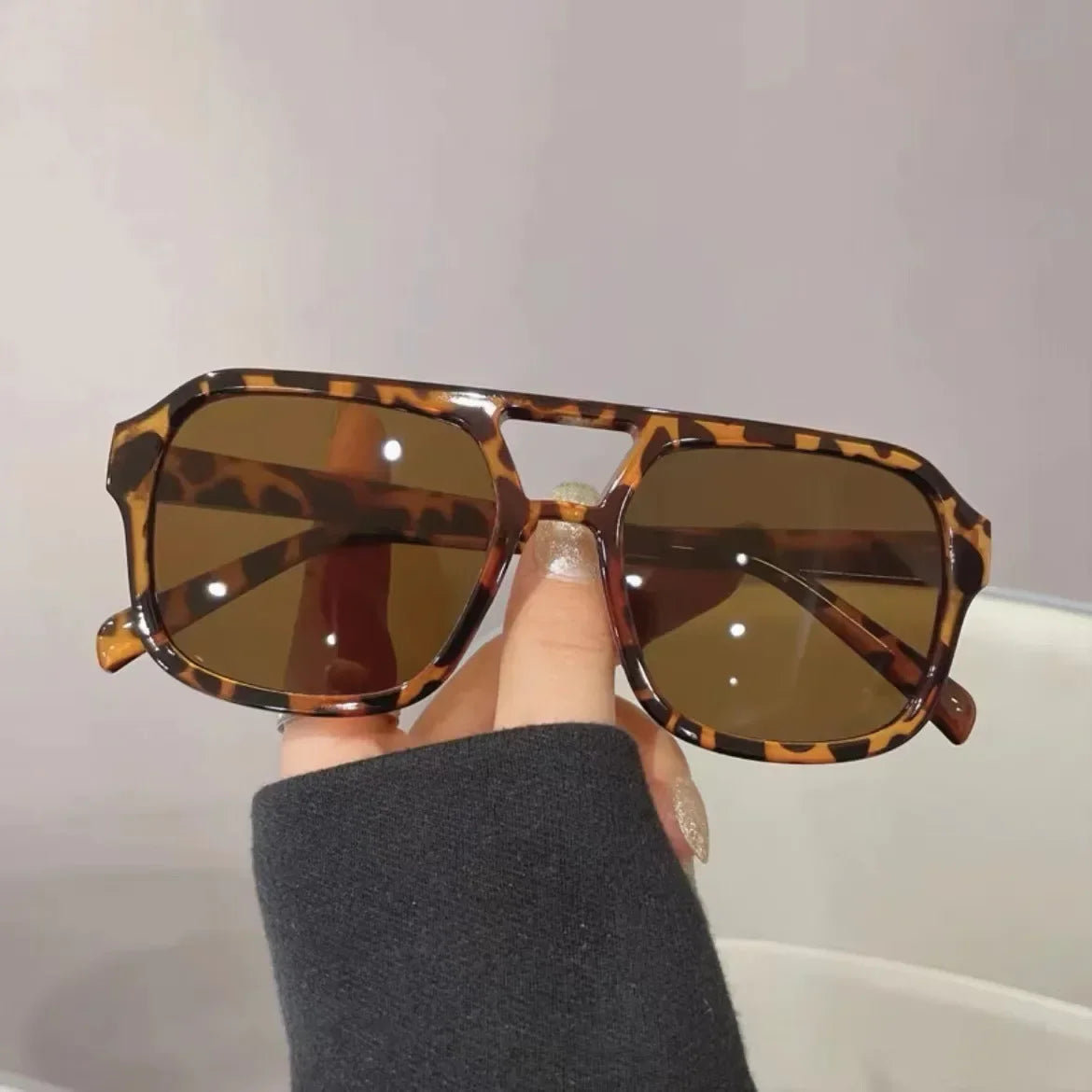 Women Luxury Sun Glasses Sexy Retro Cat Eye Sunglasses Female Black Vintage Fashion Brand Designer Shades Ladies UV400 Goggles