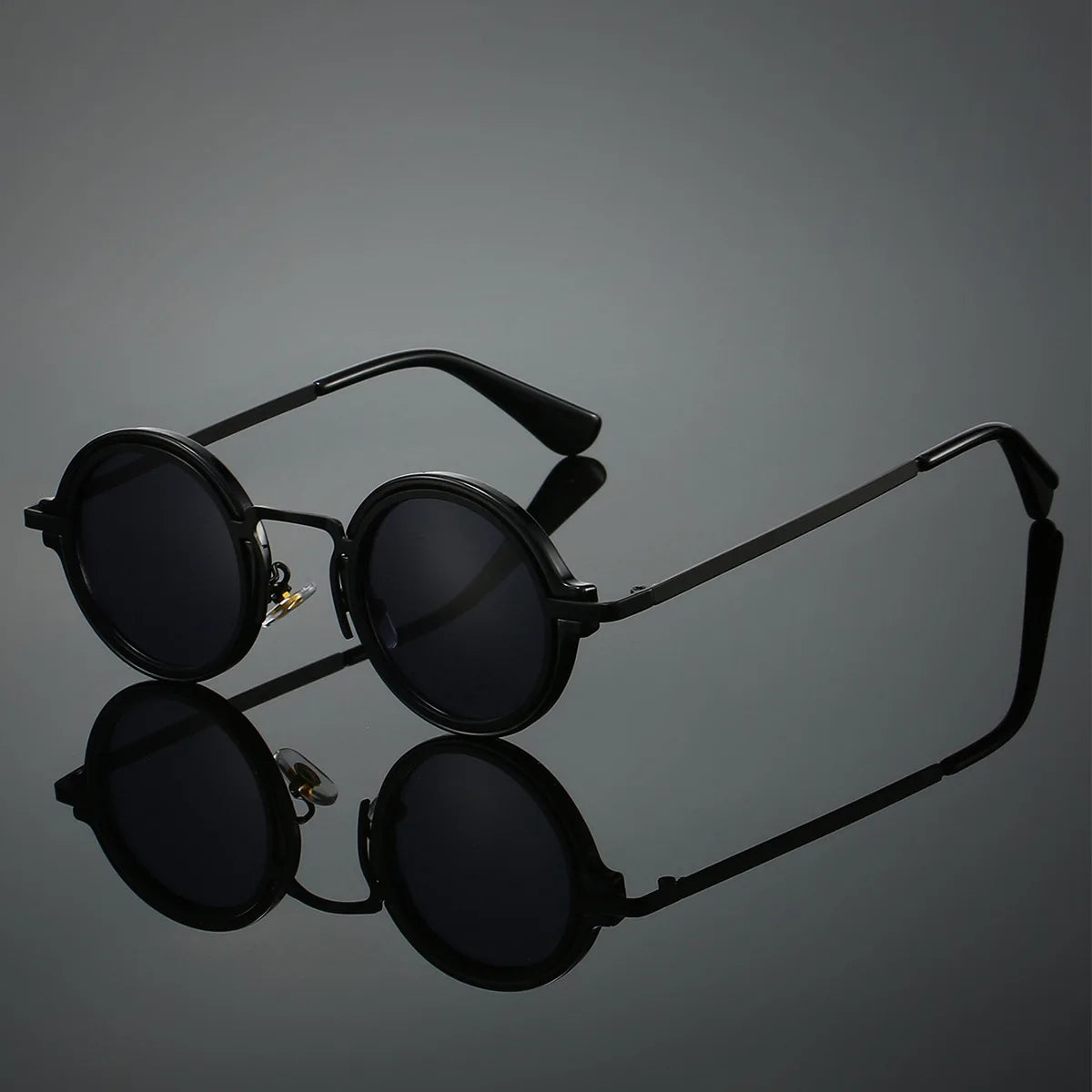 Men Vintage Steampunk Sunglases Women 2025 Luxury Design Metal Round Frame Sun Glasses Women Retro UV400 Shades Classic Eyewear