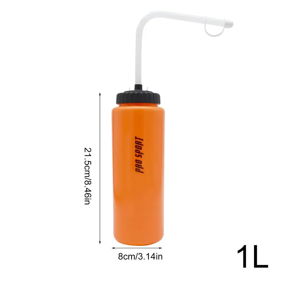 Squeeze Water Bottles Safety Water Wash Bottles 1 Liter Football Water Bottle Boxing Squeeze Bottle With Long Straw For Fitness