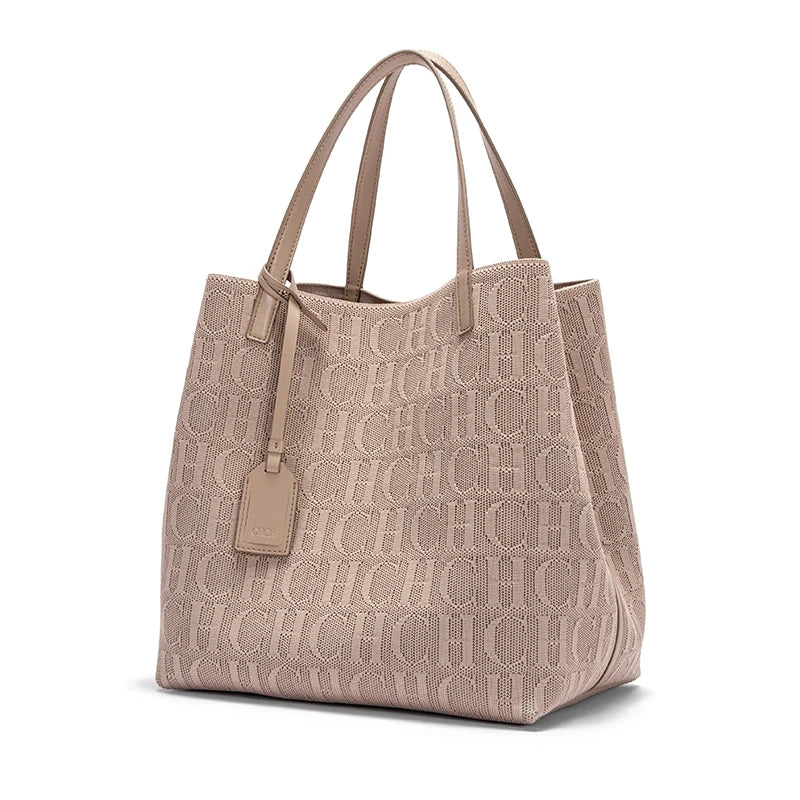 CH New Solid Color Outer Exquisite Fly Weaving Handmade Woven Large Capacity Shoulder Bag Ladies Handbag Fashion Classic