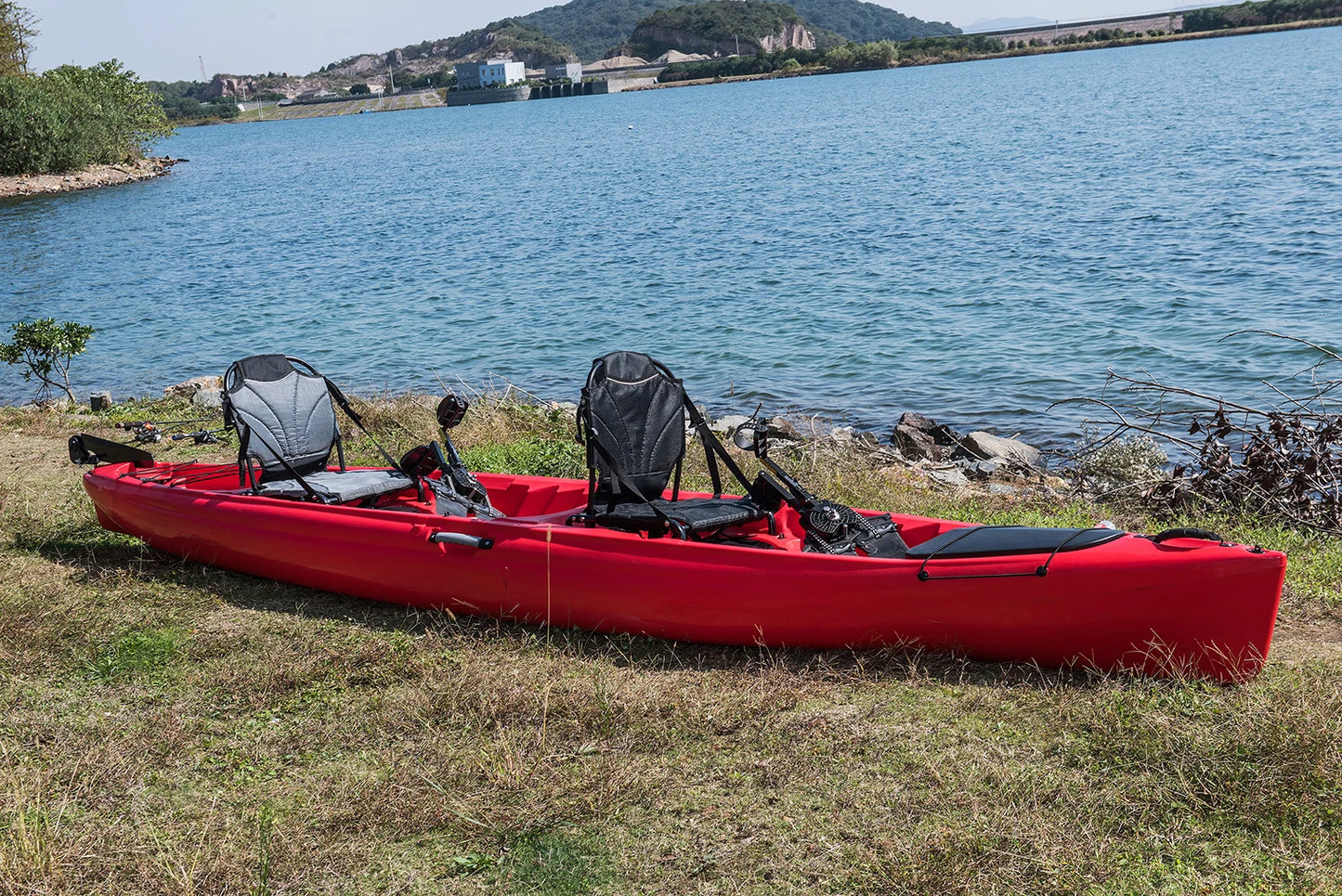 U-boat Hot Sale tandem Kayak 2 Person Pedal Drive Plastic Canoe Rowing Boat for Sale