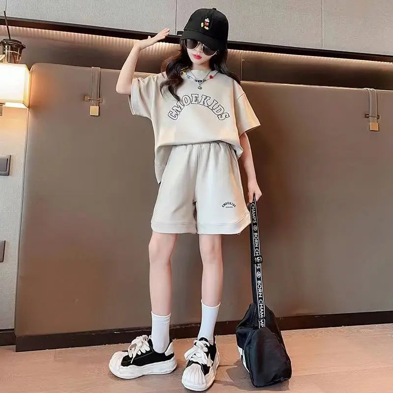 2025 Summer Girls Suit Child set Clothes Short-Sleeved loose letters t-shirt + half pants Teenager Tracksuits Kids 8 10 12 year