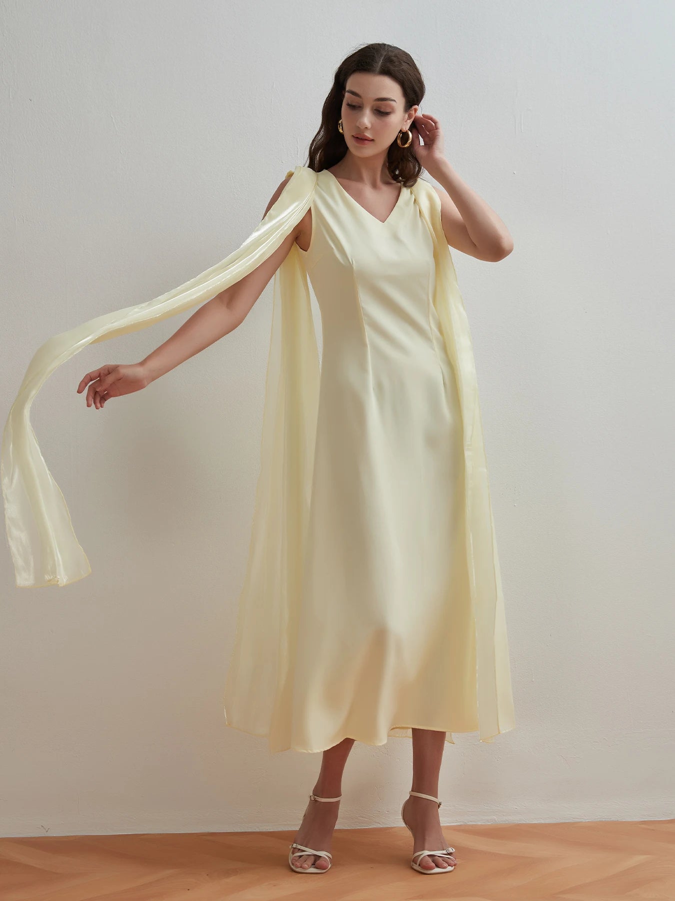 2025 Fashionable Womens Spaghetti Strap Sleeveless Dresses and Solid Color Elegant Loose Temperament Dresses Evening Party Dress