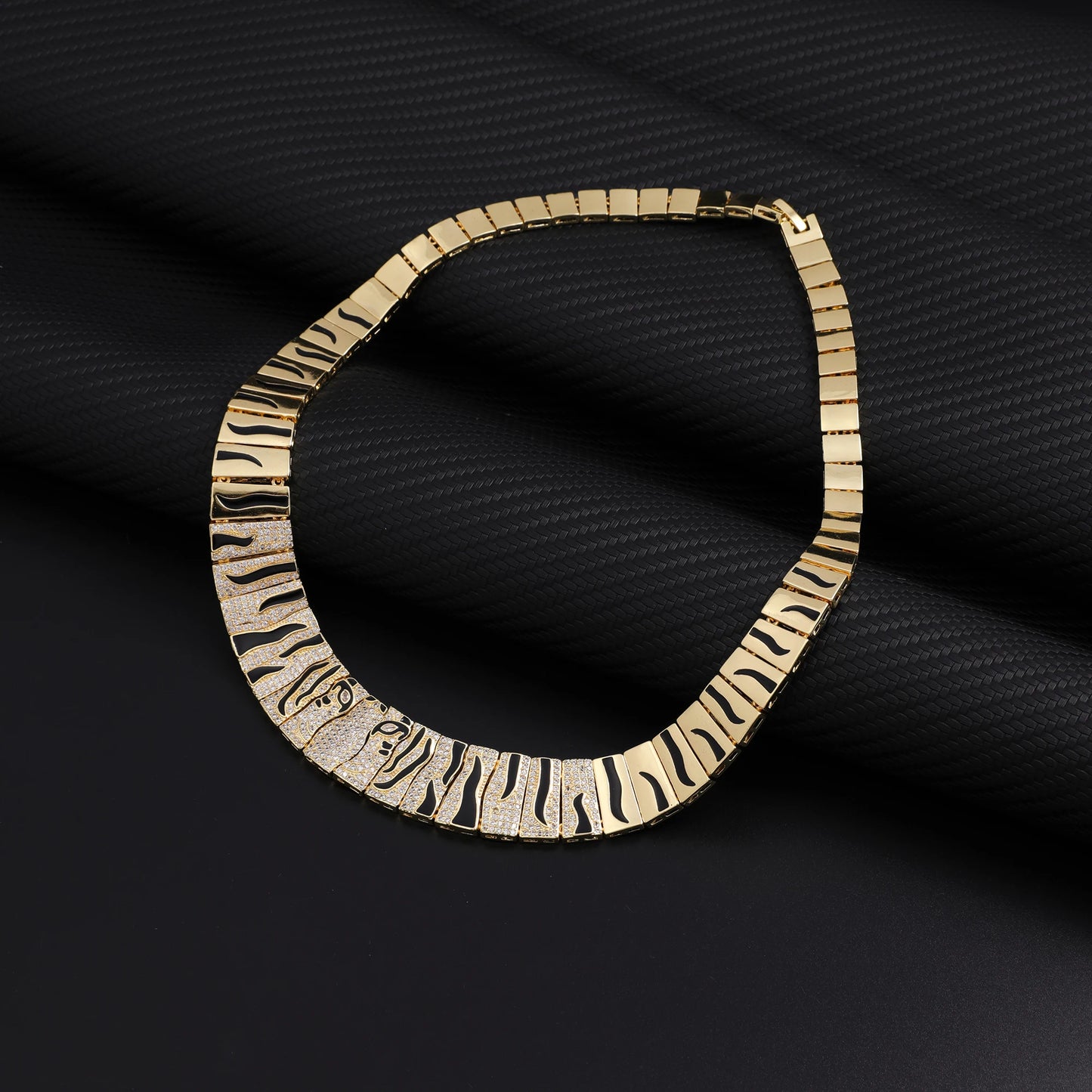 JRH Jewellery Woman Gold Electroplated 4Piece Jewelry SetNecklace Earrings Bracelets Rings Essential for Banquets Free Shippings