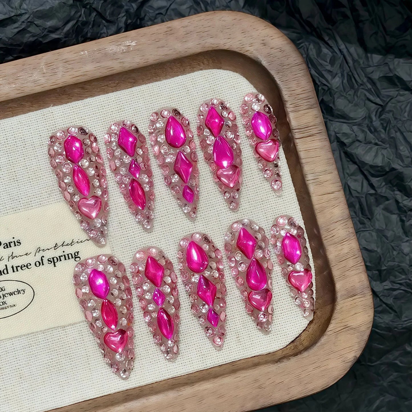 Long Fake Nails Stiletto Wearable Full Flash Rhinestones False Nails With Designs Almond Nail Tip