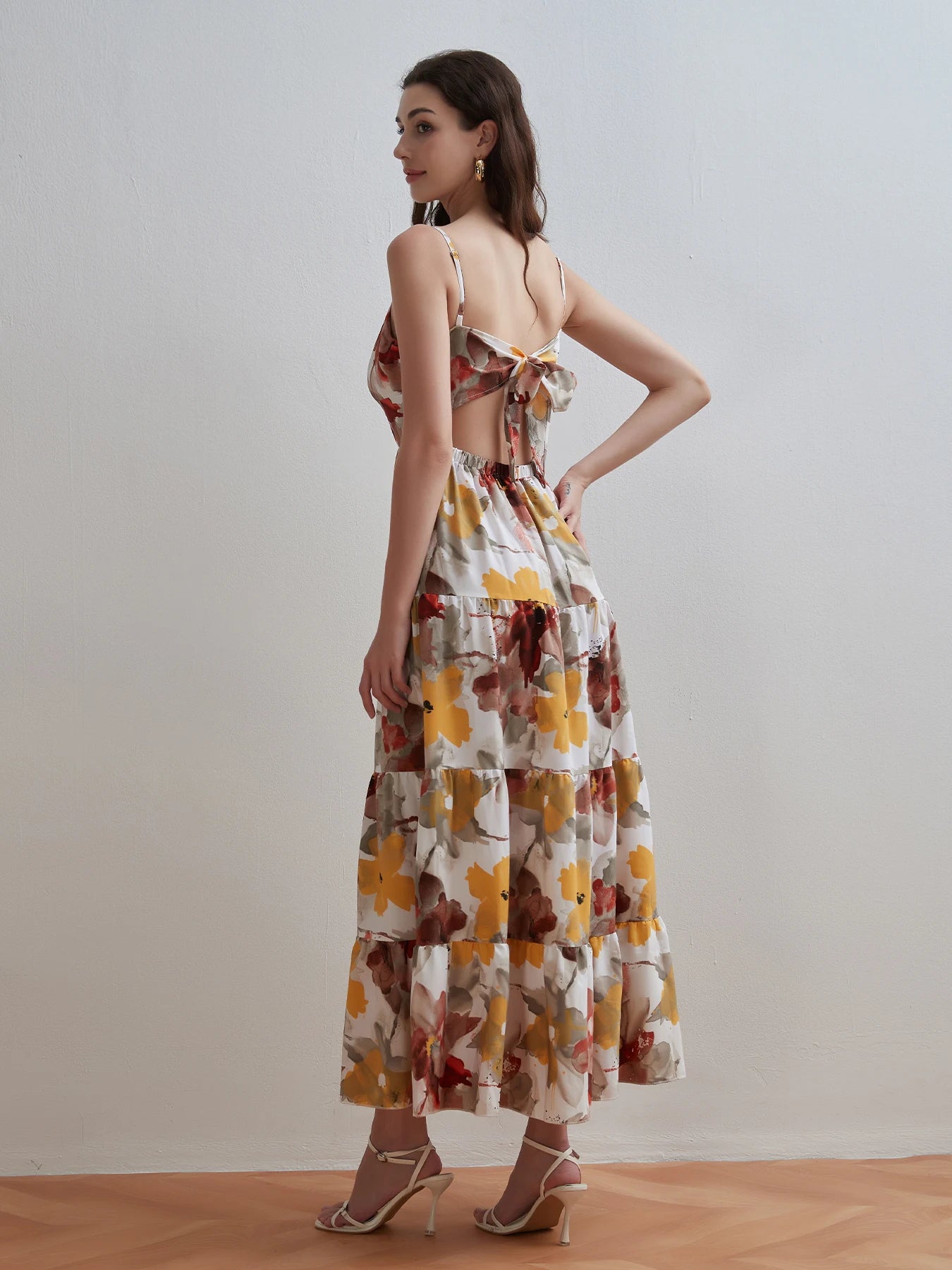 Women Summer Fashion Printed V-neck Dress Beach Style Sleeveless Halter Neck Tie-up Ruffled A-Line Dress Party Vacation Dresses