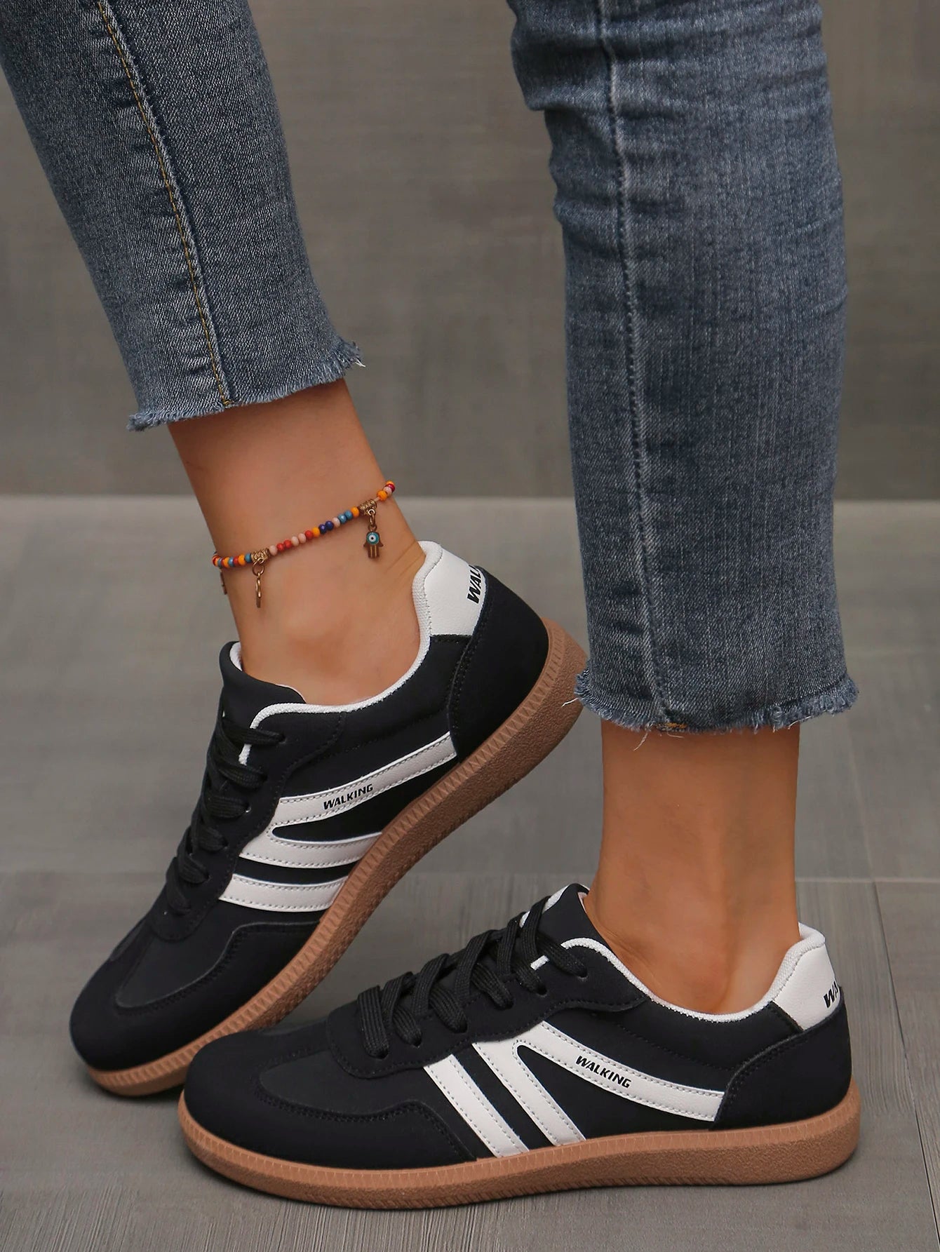 Women's Footwear with Closed Design, Ideal for Casual Outings & Everyday Wear Lace-Up Casual Shoes - Lightweight Breathable