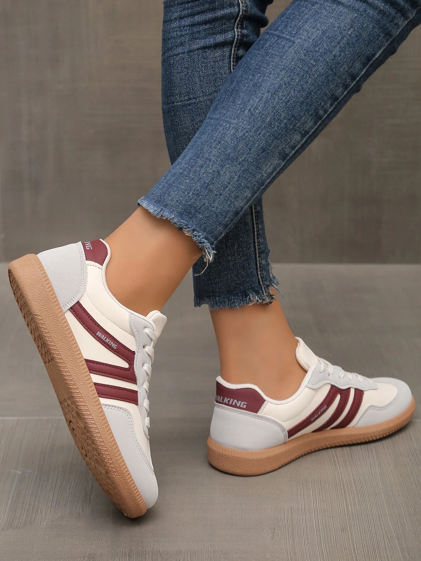 Women's Footwear with Closed Design, Ideal for Casual Outings & Everyday Wear Lace-Up Casual Shoes - Lightweight Breathable