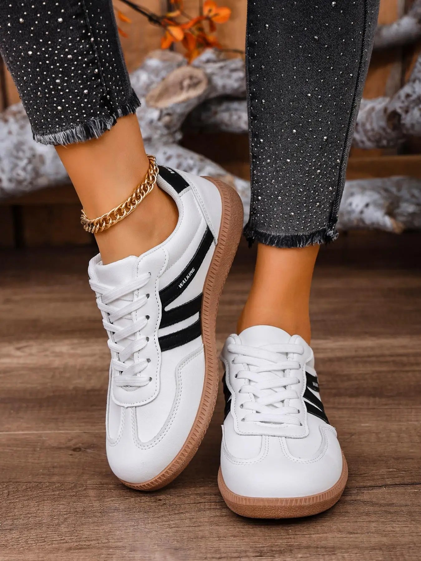 Women's Footwear with Closed Design, Ideal for Casual Outings & Everyday Wear Lace-Up Casual Shoes - Lightweight Breathable