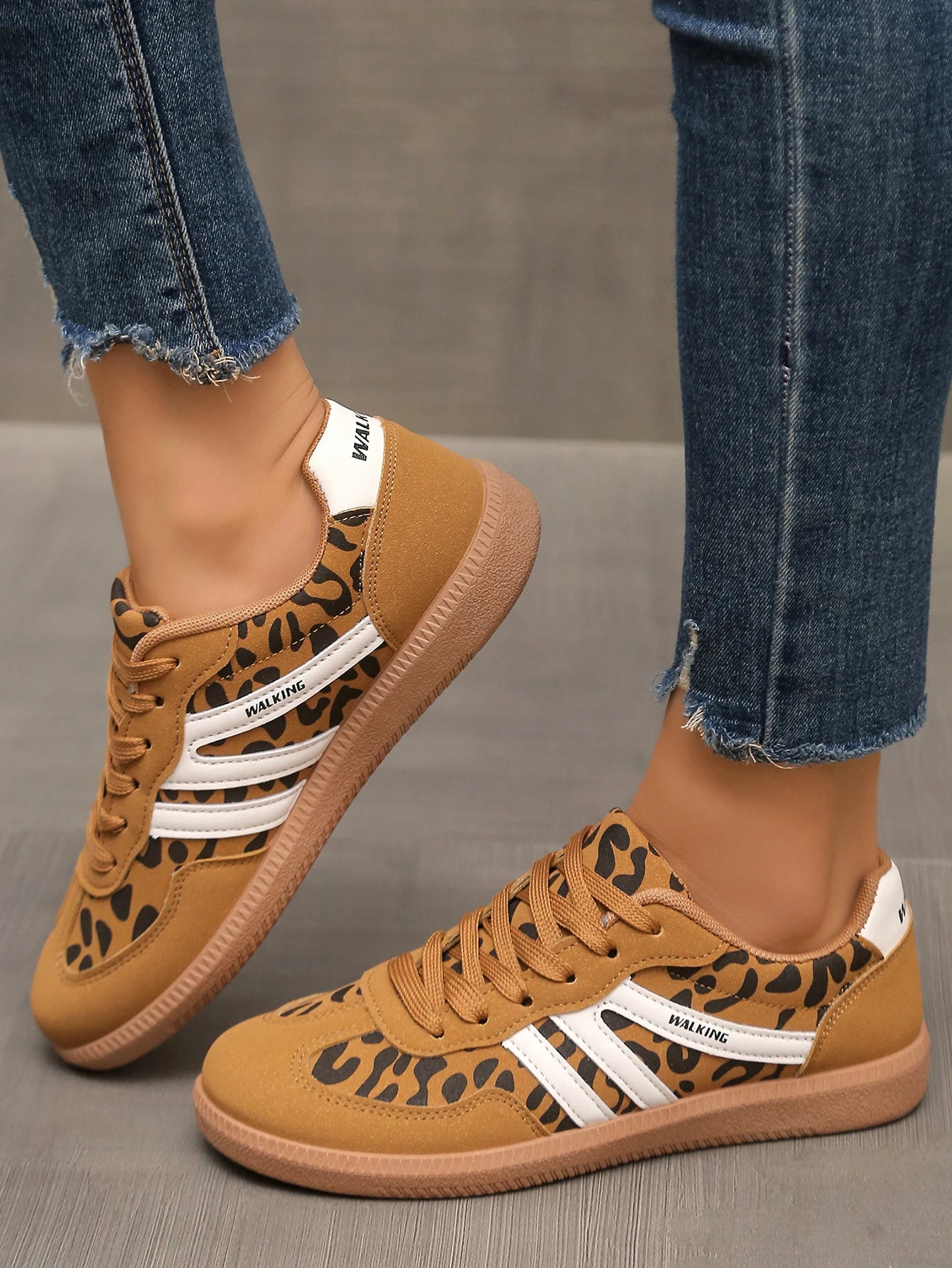 Women's Footwear with Closed Design, Ideal for Casual Outings & Everyday Wear Lace-Up Casual Shoes - Lightweight Breathable