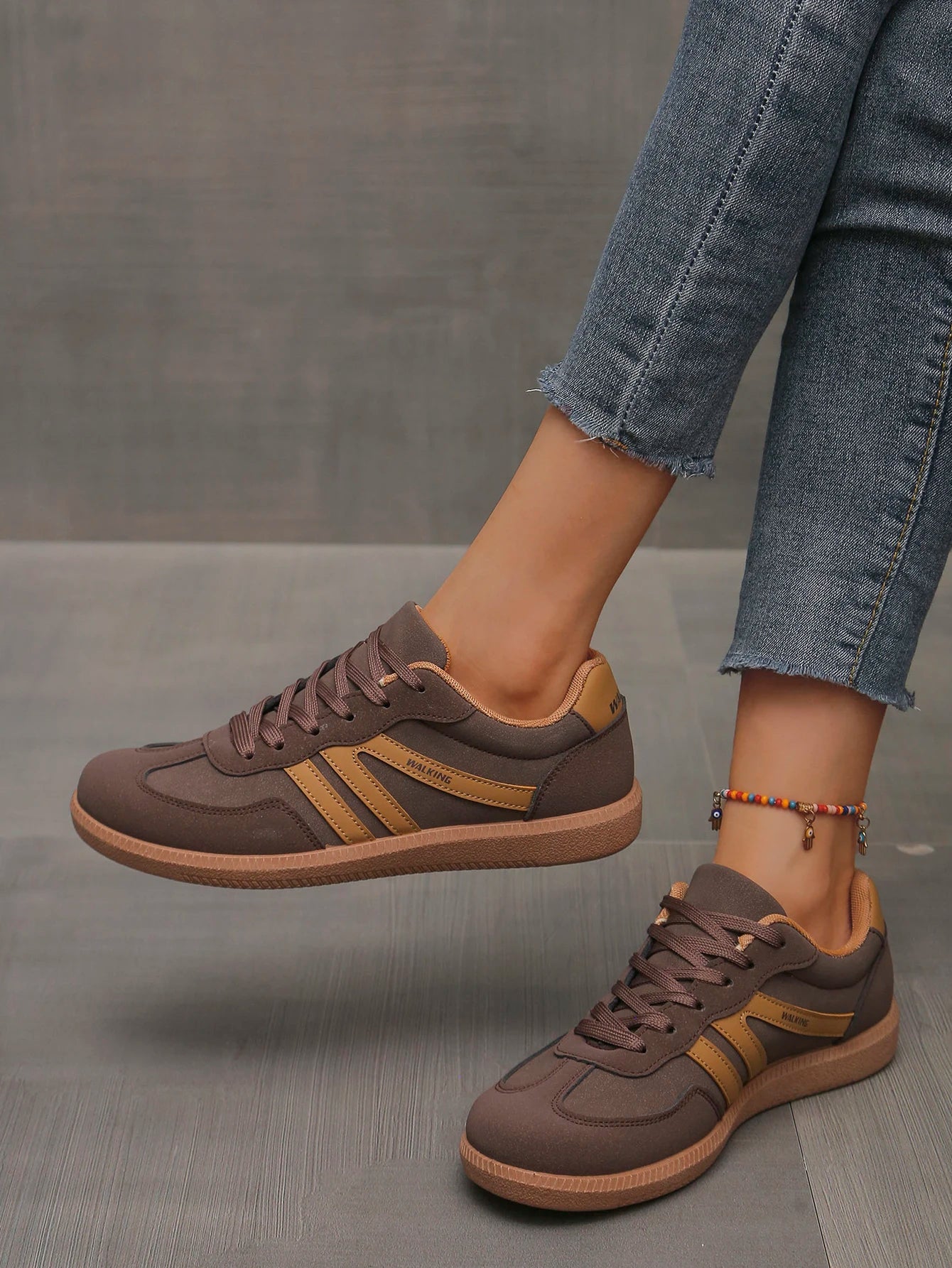 Women's Footwear with Closed Design, Ideal for Casual Outings & Everyday Wear Lace-Up Casual Shoes - Lightweight Breathable