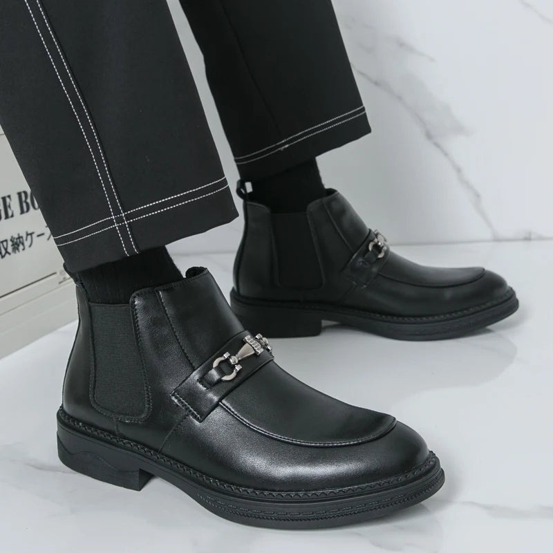 In the autumn of 2025 the British business formal wear Chelsea boots features a man wearing high-top patent leather shoes