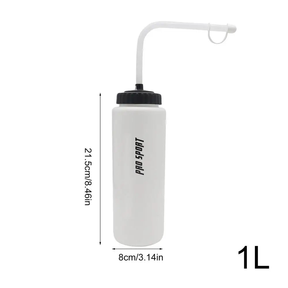 Squeeze Water Bottles Safety Water Wash Bottles 1 Liter Football Water Bottle Boxing Squeeze Bottle With Long Straw For Fitness