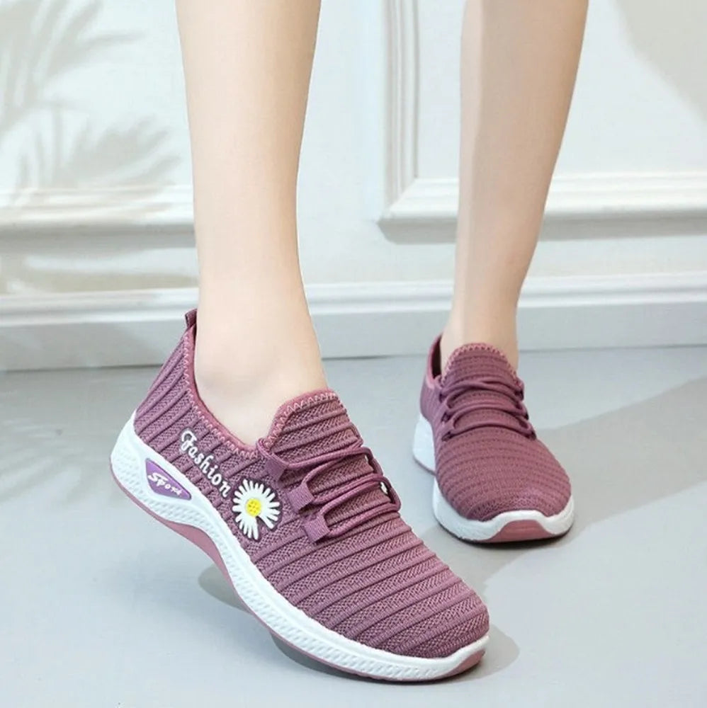 2025 Fashionable Lightweight Women's Spring/Autumn Flats: Comfortable Casual Single Shoes in Cotton Fabric Womens Shoes