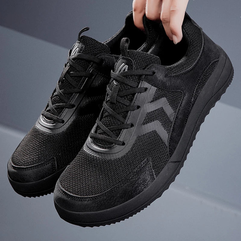 Wide Barefoot Shoes for Men Outdoor Trail Running Minimalist Walking Shoes Lightweight and Breathable