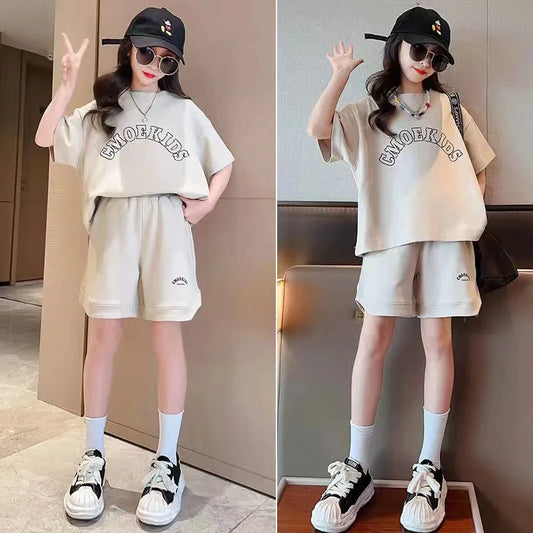 2025 Summer Girls Suit Child set Clothes Short-Sleeved loose letters t-shirt + half pants Teenager Tracksuits Kids 8 10 12 year