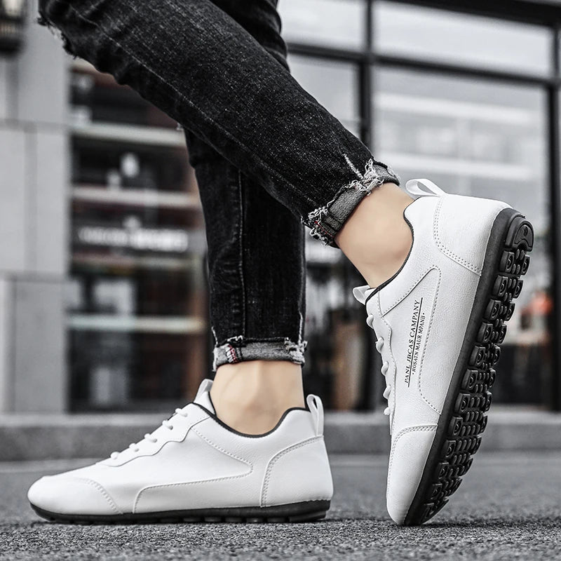 2025 New High Quality Round Foot Flatform Mens Runners Man Black Sneakers Running Shoes Sports Soft Sole Wear-resistant Sneakers