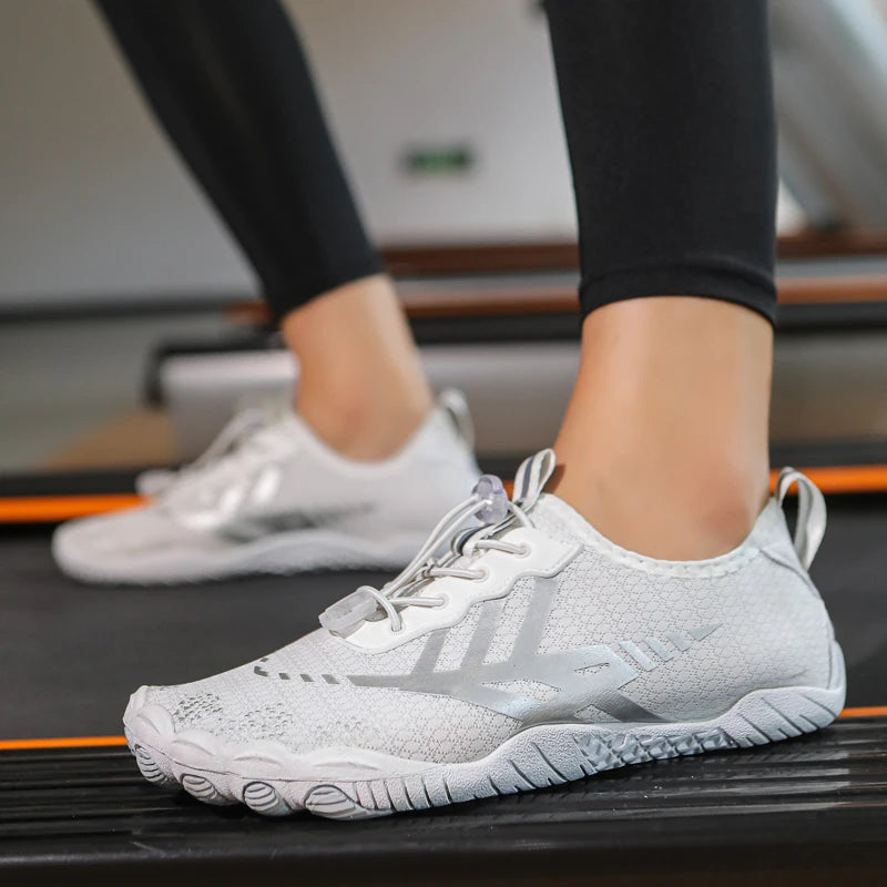 Quick-drying Indoor Fitness Outdoor Women's Water Shoes Swimming Barefoot Five Fingers Aqua Shoes Beach Seaside Light Sneakers