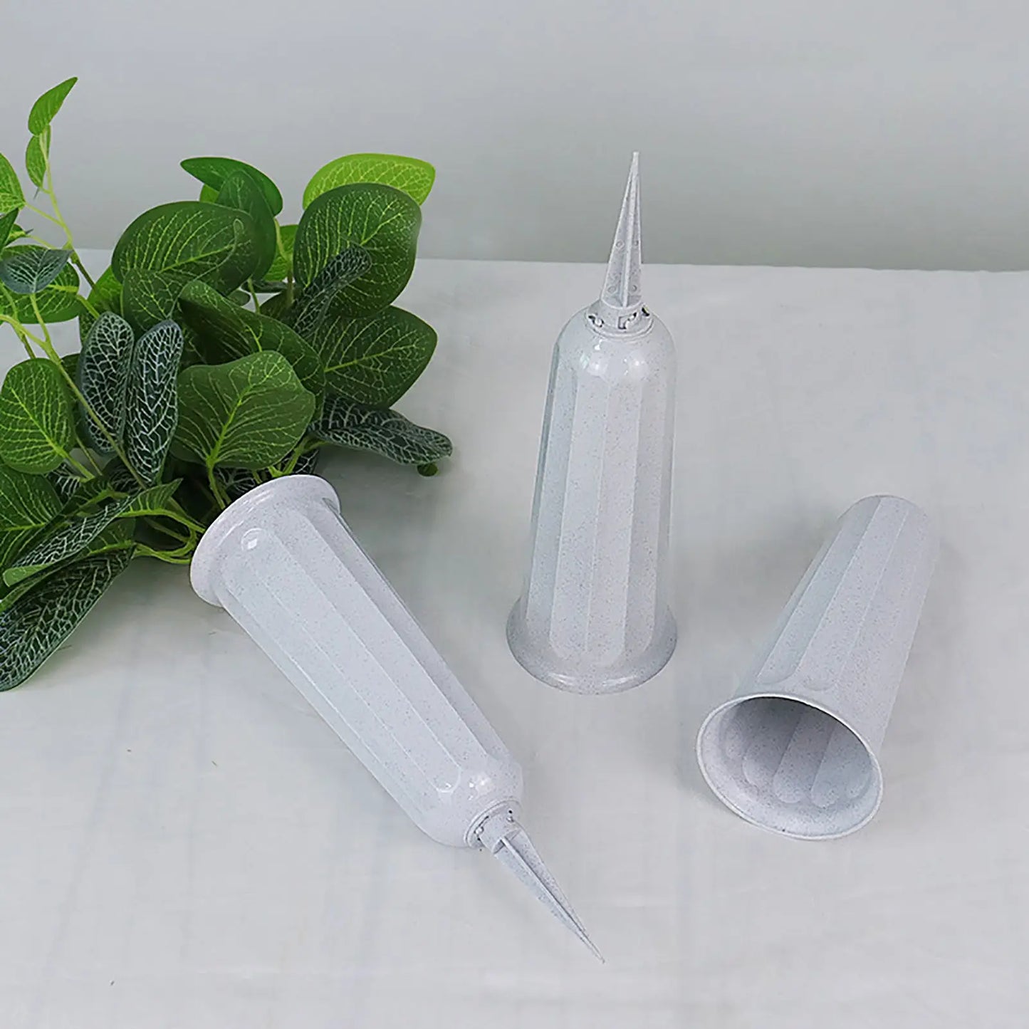 Grave Flower Holders Memorial Cemetery Vase With Earth Spikes Cemetery Cone Vases Pots For Placing Fresh Artificial Floral