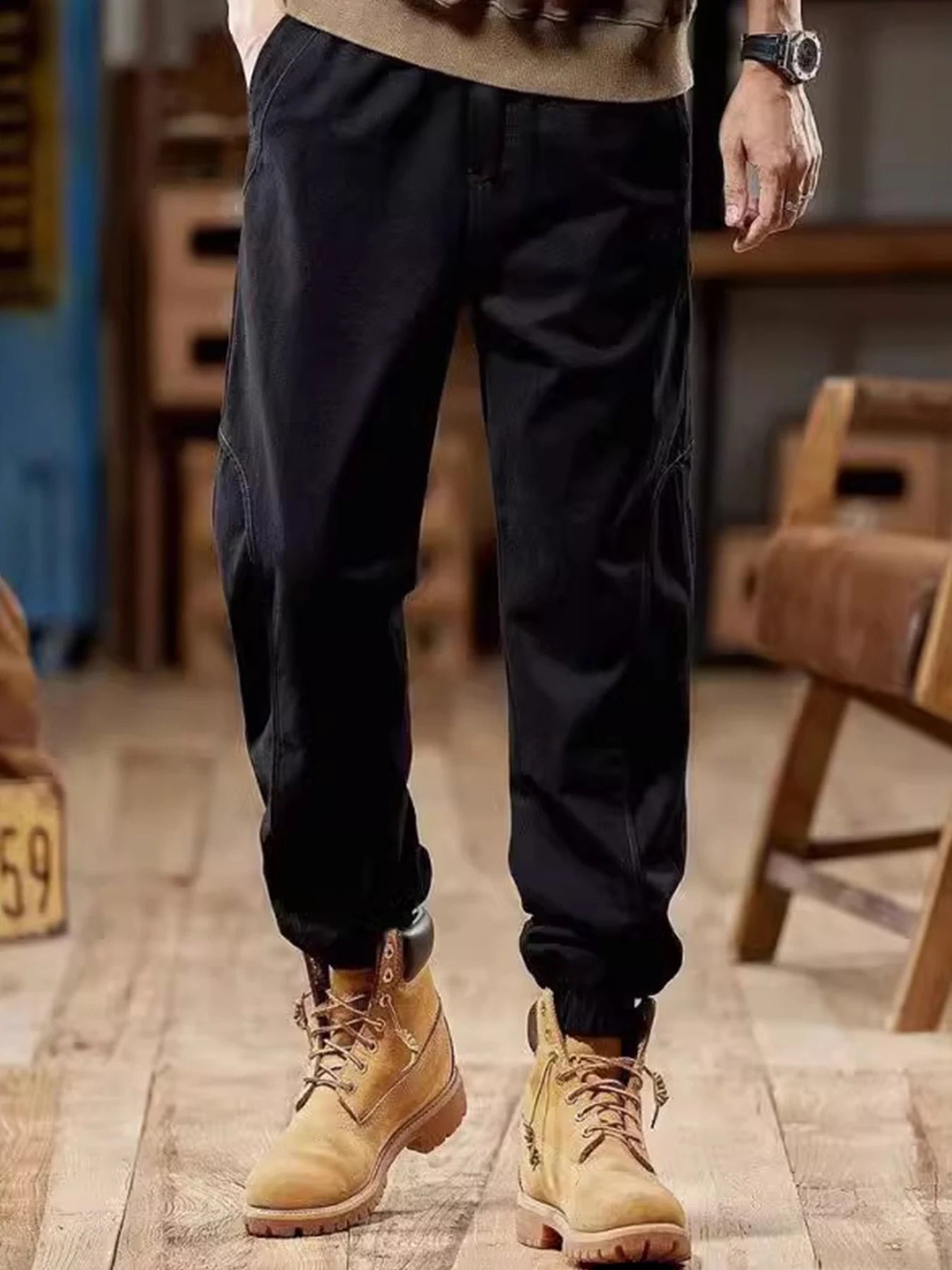 Men's high-quality lightweight tactical work pants - tear resistant all season hiking pants with multiple pockets