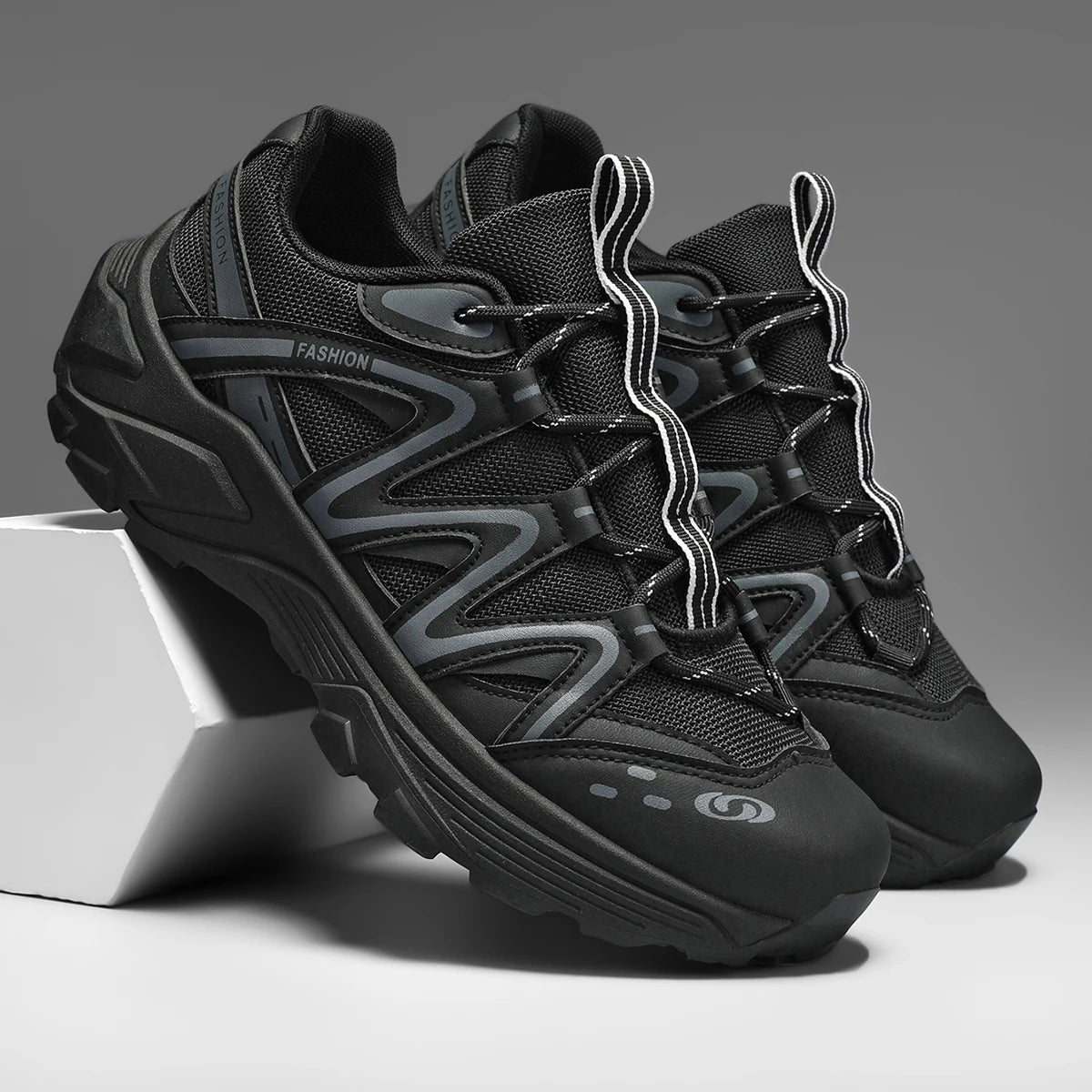 2025 Hiking Shoes Men's Spring Outdoor Sports Hiking Shoes Hunting Shoes Trend Shoes Hiking Cross-country Sneakers Ankle Boots