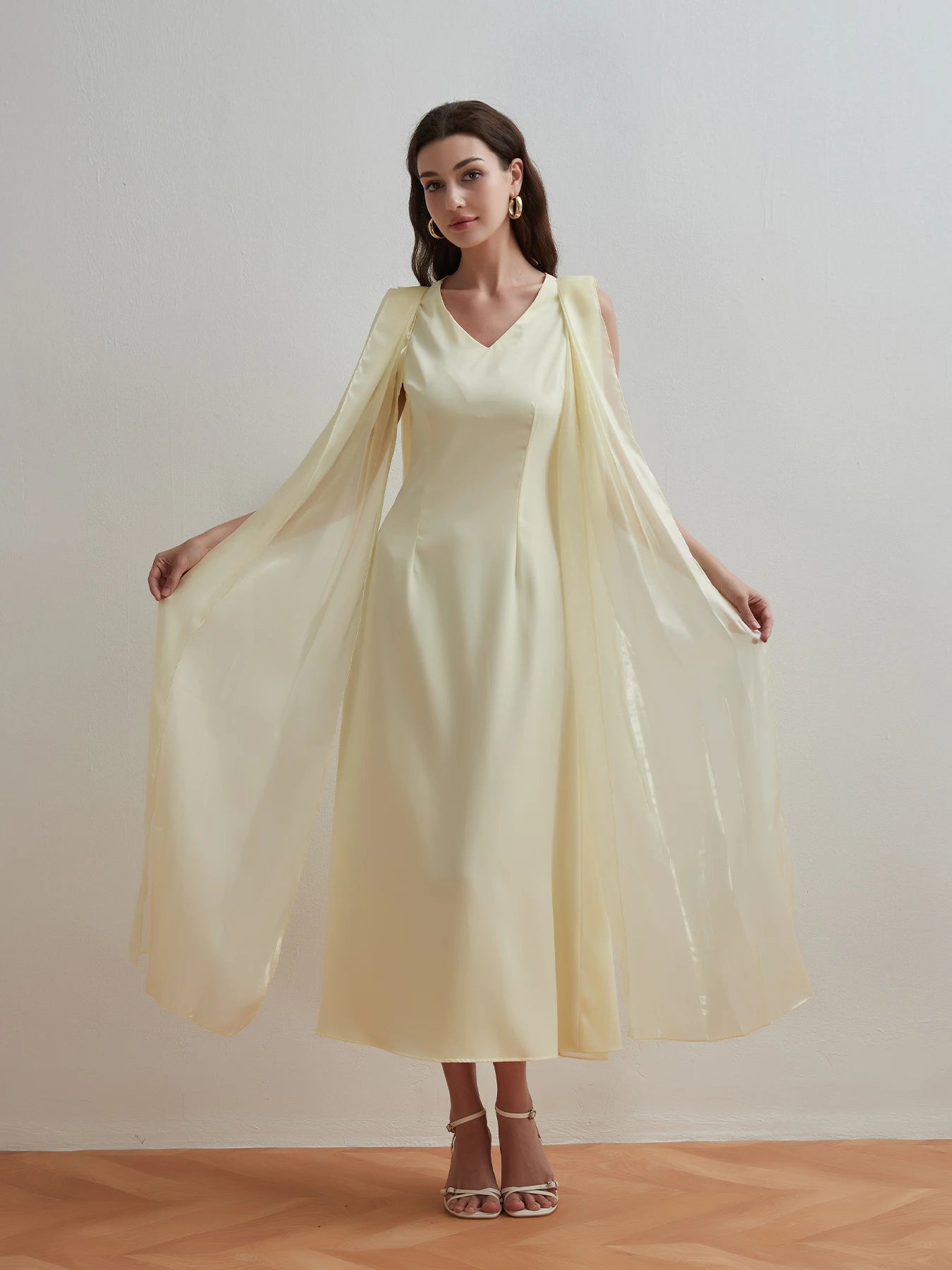 2025 Fashionable Womens Spaghetti Strap Sleeveless Dresses and Solid Color Elegant Loose Temperament Dresses Evening Party Dress
