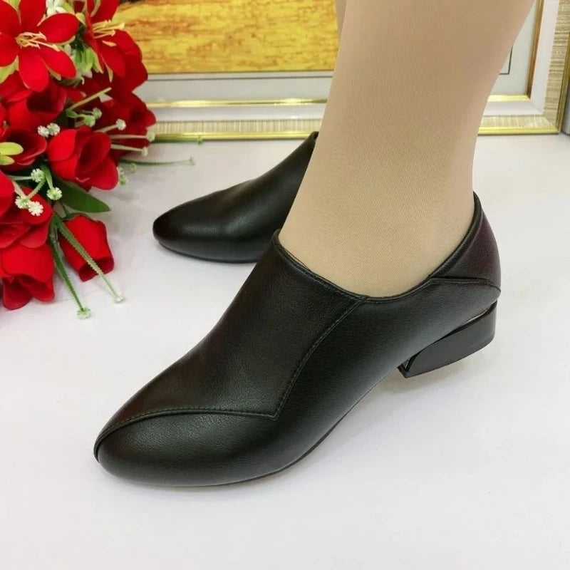 Women's Shoes with Soft Leather and Thick Heels Are Comfortable and Leisure Work Women's Shoes