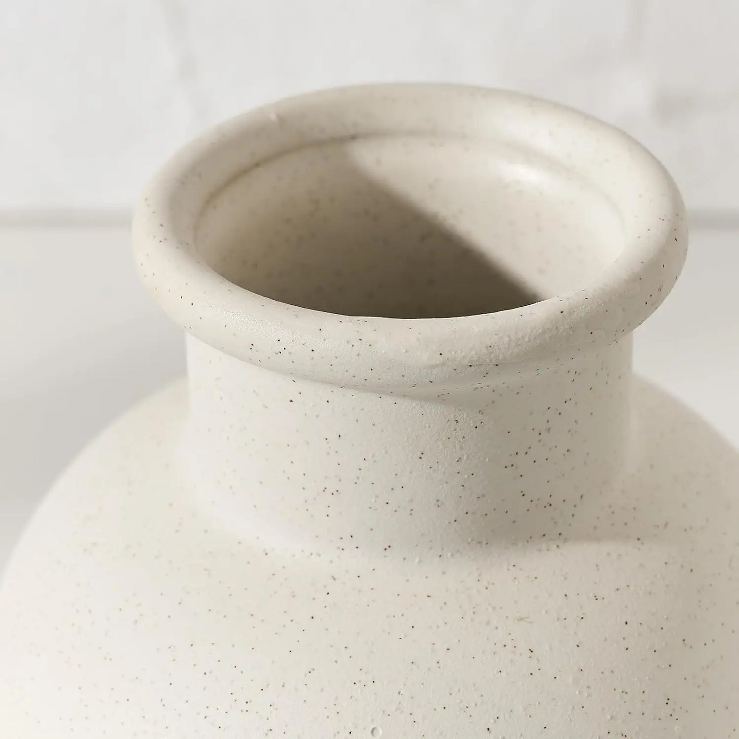 Speckled ceramic modern vase, country farmhouse decorative bohemian vase, suitable for home décor