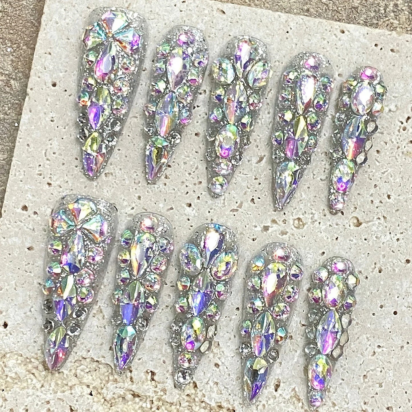 Long Fake Nails Stiletto Wearable Full Flash Rhinestones False Nails With Designs Almond Nail Tip