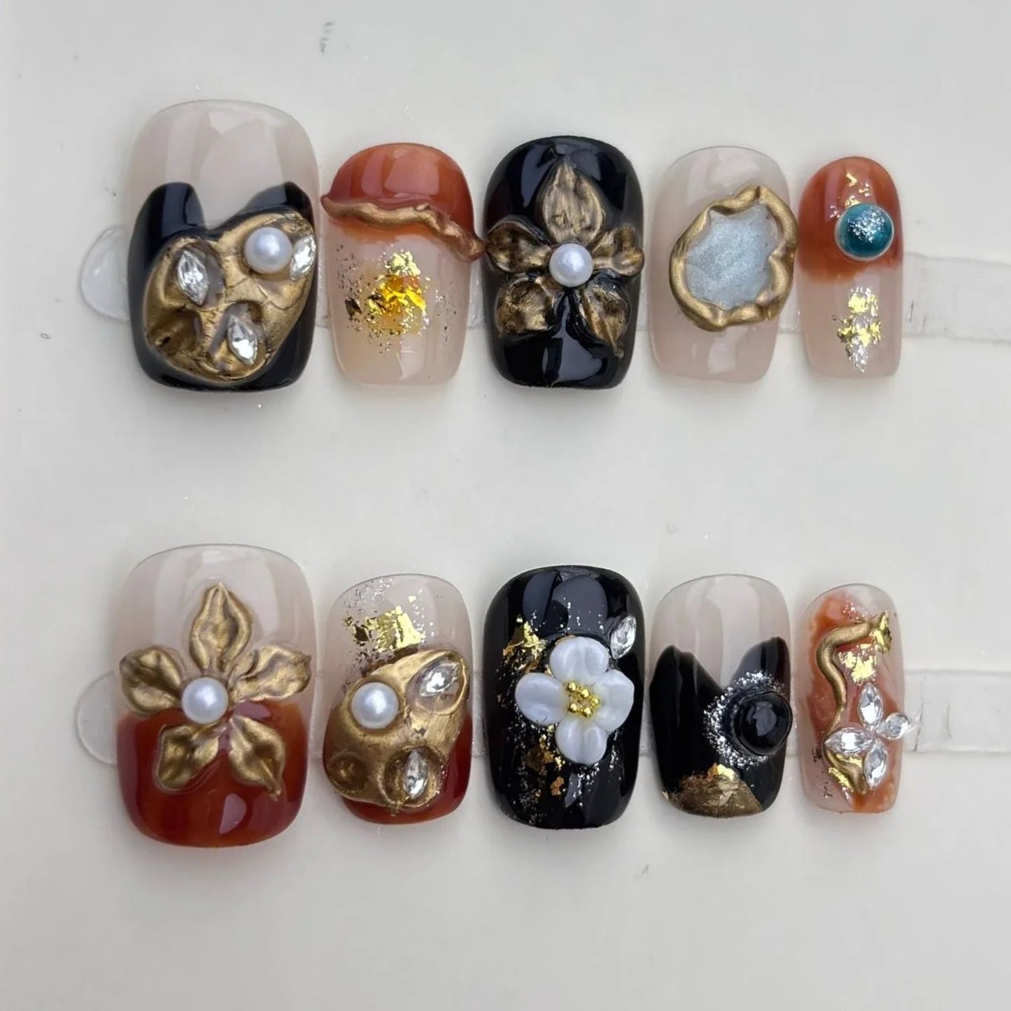 10Pcs Short Sweet and Cool Handmade Press On Nails Full Cover Design Round Head Fake Nail Artificial Manicure Wearable Nail Tips