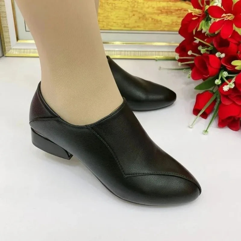 Women's Shoes with Soft Leather and Thick Heels Are Comfortable and Leisure Work Women's Shoes