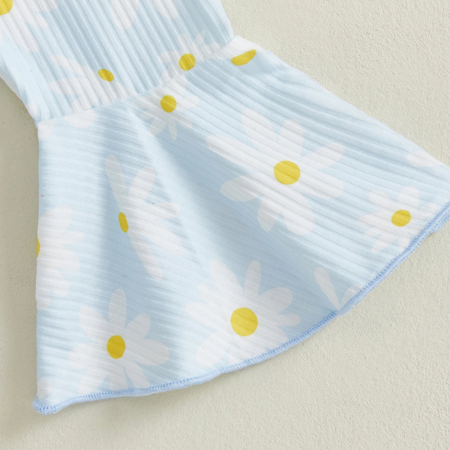 Kids Girls 2 Piece Outfits Tie up Strap Smocked Camisole and Elastic Daisy Print Flared Pants Summer Clothes