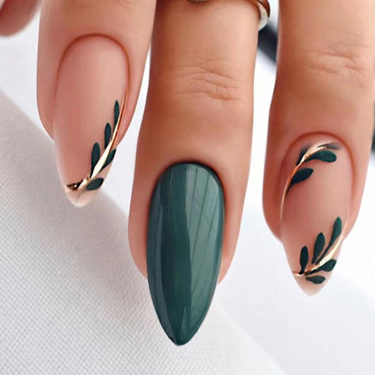 Green Glossy Frosted Fake Nails Charming Comfortable to Wear Manicure Nails for Party Travel Hand Makeup