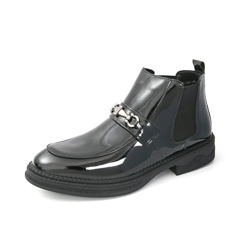 In the autumn of 2025 the British business formal wear Chelsea boots features a man wearing high-top patent leather shoes