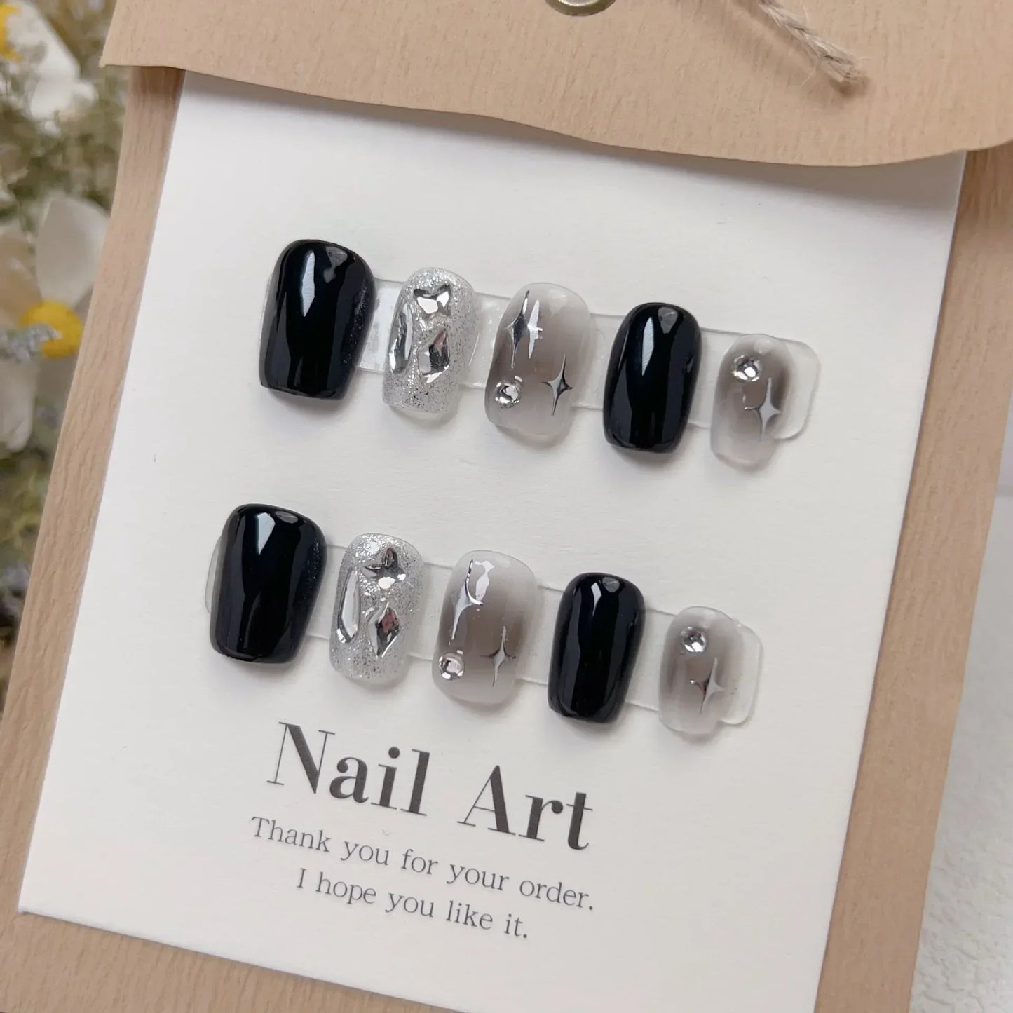 10Pcs Short Sweet and Cool Handmade Press On Nails Full Cover Design Round Head Fake Nail Artificial Manicure Wearable Nail Tips