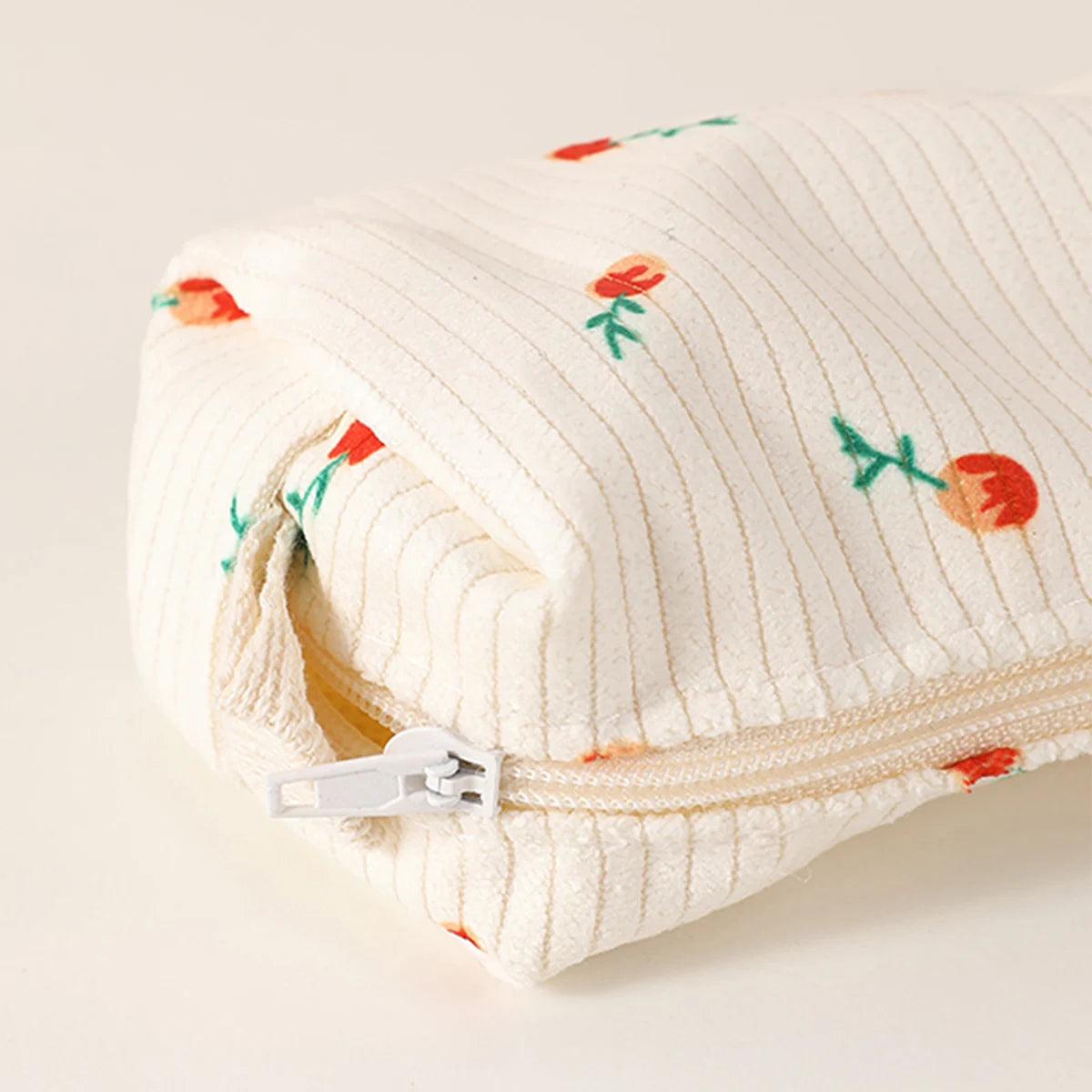 1 Pc Retro Floral Print Pencil Case, Office Desktop Finishing Storage Items Pencil Case, Small Fresh Stationery Storage Bag