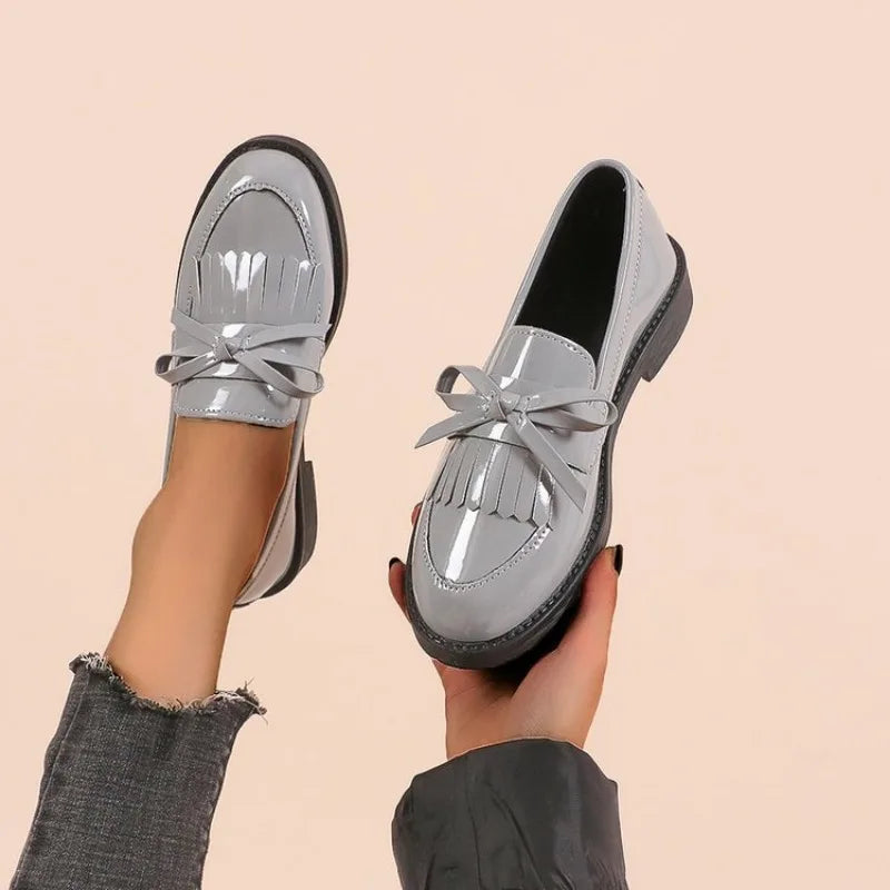 Womens Shoes Patent Leather Women Loafers British Tassel Casual Female Flat Shoes Bowknot Comfortable Small Leather Shoes