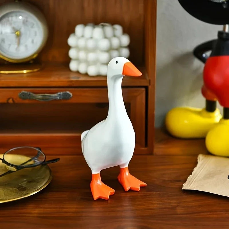 1pc Magnetic Goose Key chain home decoration sculpture office desk decoration resin goose duck sculpture tool rack home