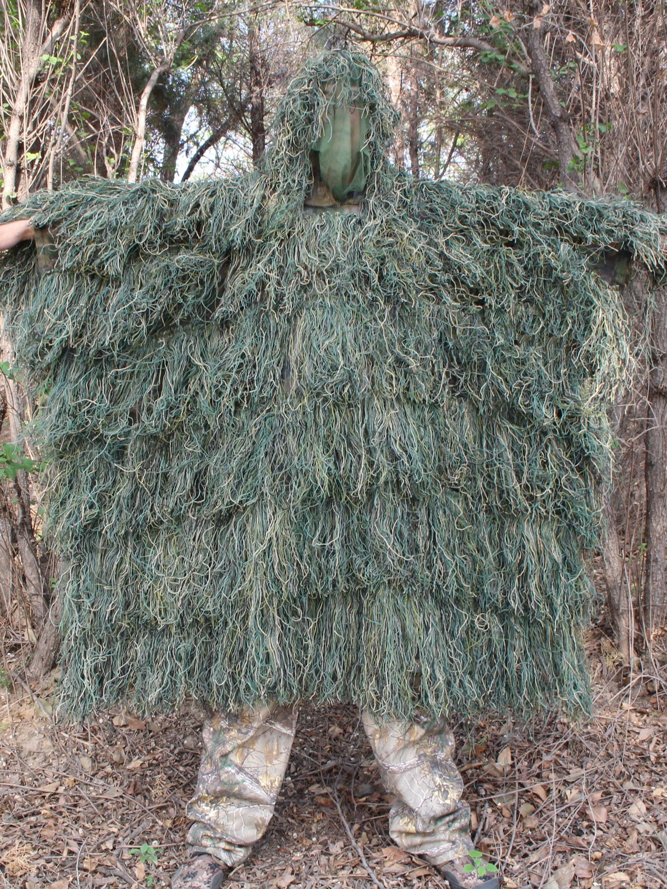 Men Outdoor Hunting Ghillie Suit Ghillie Clothes Top Men Camouflage Hunting Gilley Suit Outdoor Jungle Hunting Cloak Poncho